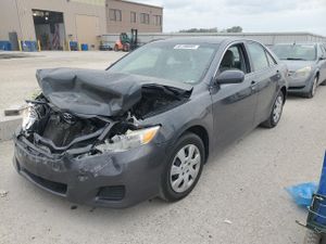 Toyota Camry BASE 2.5L 4 2010