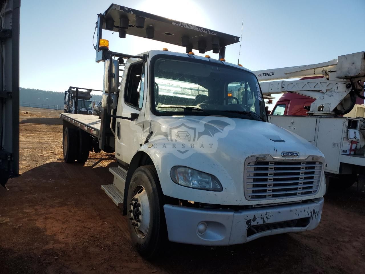 Freightliner Business Class M2 106 MEDIUM DUTY 6.7L 6 2011