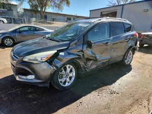 Ford Escape TITANIUM 2.0L 4 2015