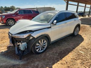 Infiniti QX50 ESSENTIAL 2.0L 4 2019