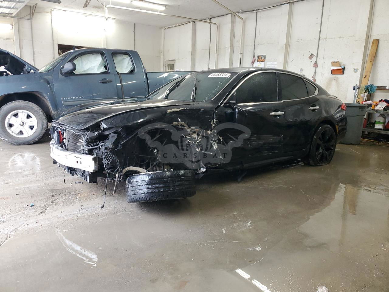 Infiniti M37 X 3.7L  6 2013