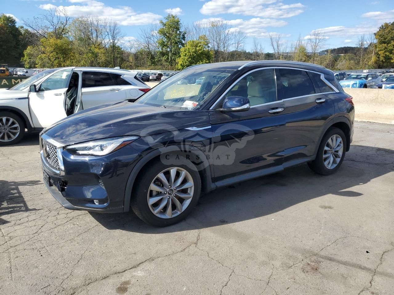 Infiniti QX50 LUXE 2.0L 4 2021