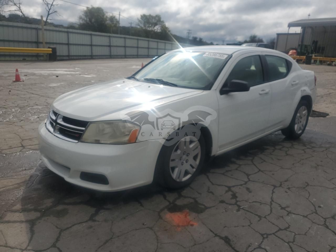 Dodge Avenger SE 3.6L 6 2013