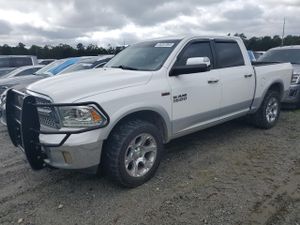 RAM 1500 LARAMIE 5.7L 8 2015