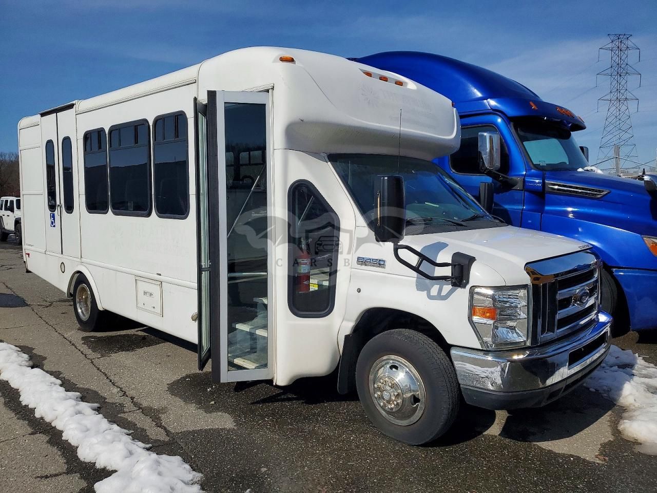 Ford E-450 E450 SUPER DUTY CUTAWAY VAN 6.8L 10 2017