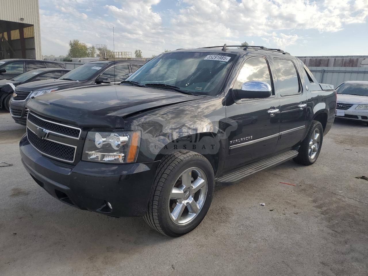 Chevrolet Avalanche LTZ 5.3L 8 2013