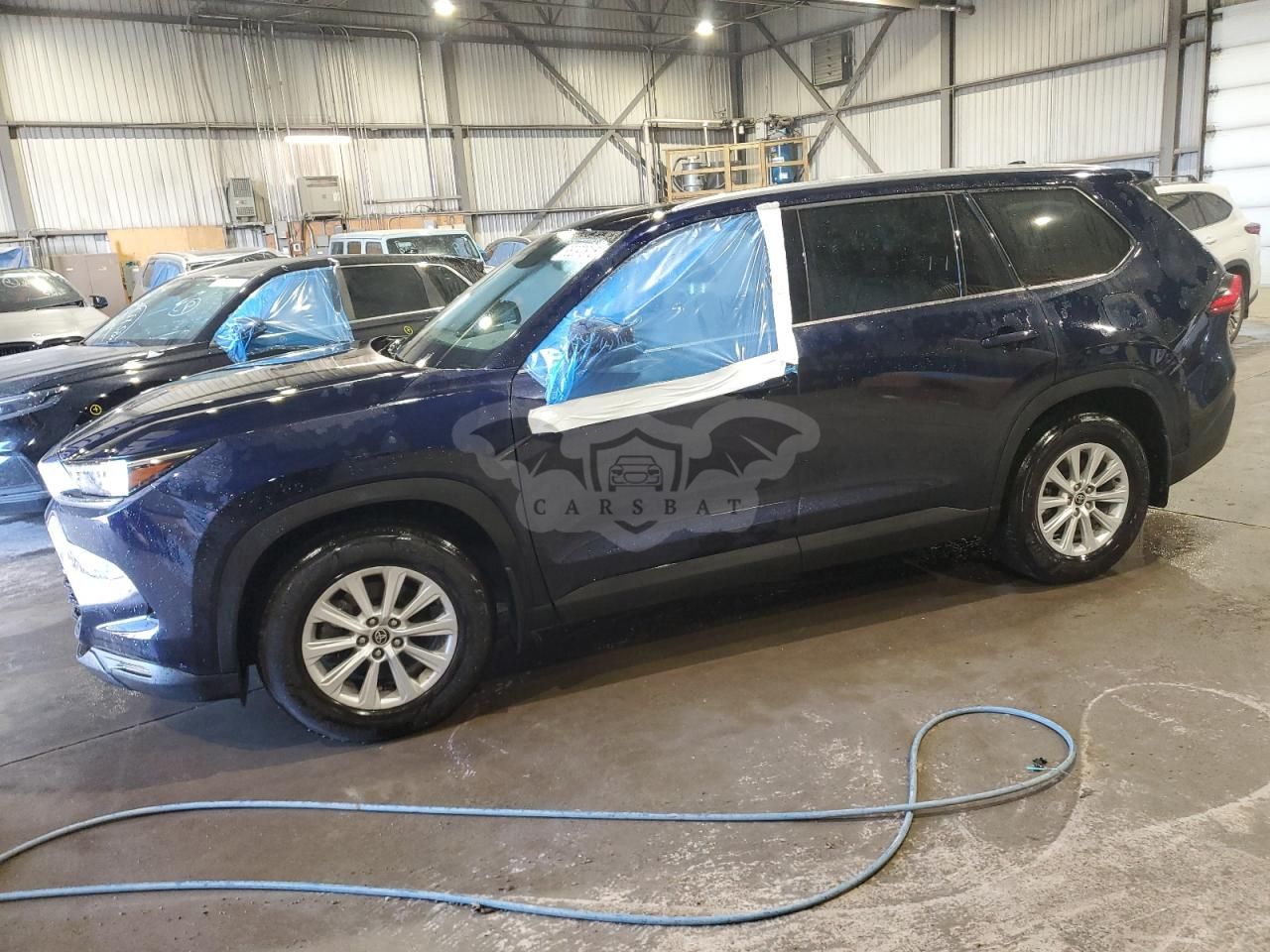 Toyota Grand Highlander XLE 2.4L 4 2024