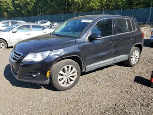 Volkswagen Tiguan S 2.0L 4 2011