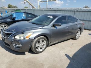 Nissan Altima 2.5 2.5L 4 2015
