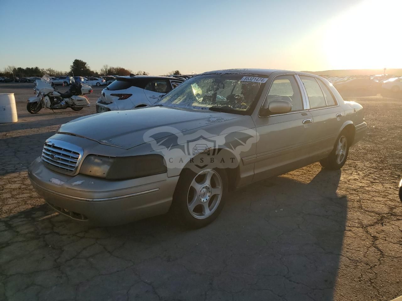 Ford Crown 4.6L 8 1999