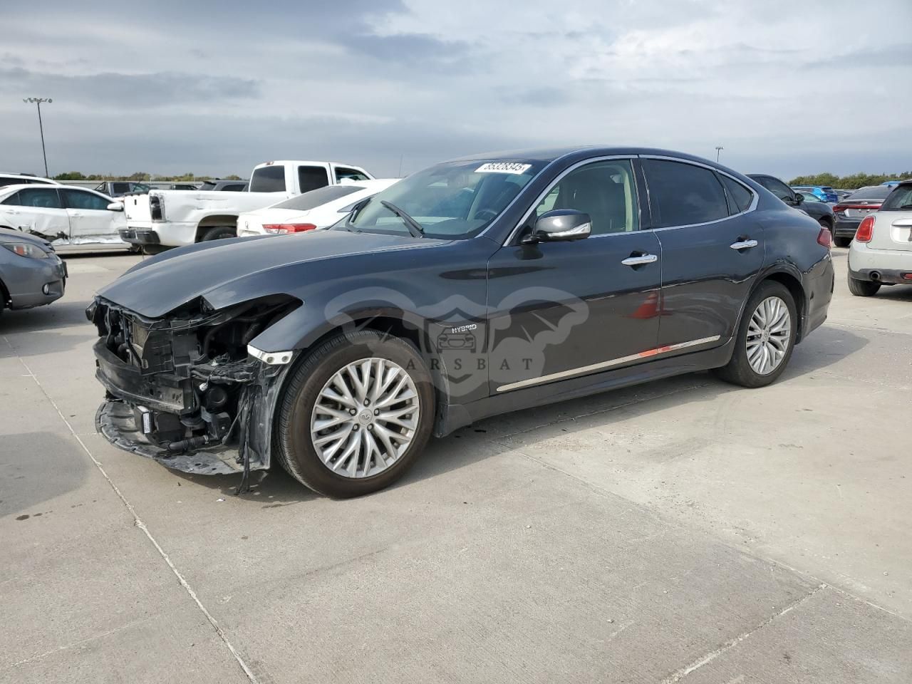 Infiniti Q70 HYBRID 3.5L 6 2015