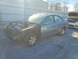 Toyota Camry LE 2.4L 4 2004
