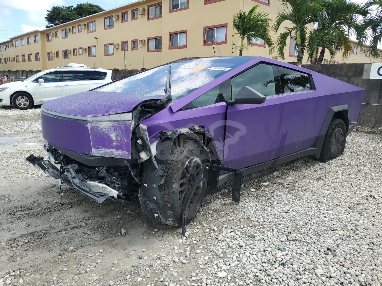 Tesla Cybertruck 2025