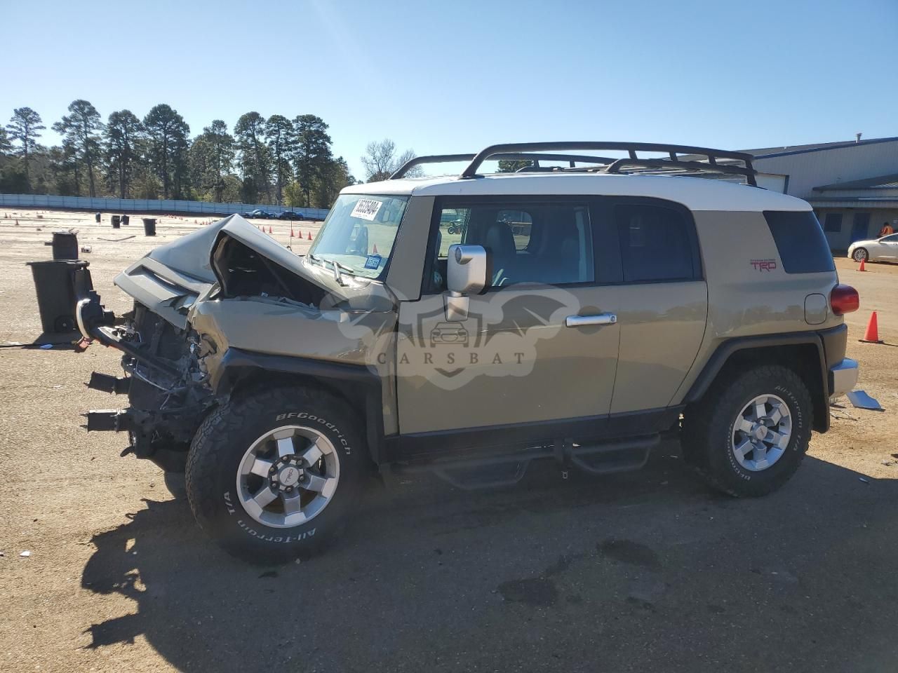 Toyota FJ Cruiser 4.0L 6 2011