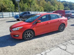 Ford Focus SE 2.0L 4 2015