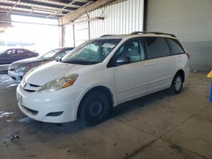 Toyota Sienna CE 3.5L 6 2009