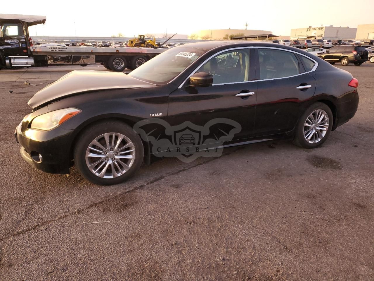 Infiniti M35 3.5L 6 2012