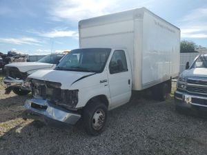 Ford Econoline E350 SUPER DUTY CUTAWAY VAN 5.4L 8 2013