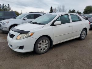 Toyota Corolla BASE 1.8L 4 2010