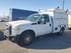 Ford F-350 SUPER DUTY 6.2L 8 2013