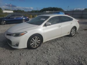 Toyota Avalon XLE 3.5L 6 2015