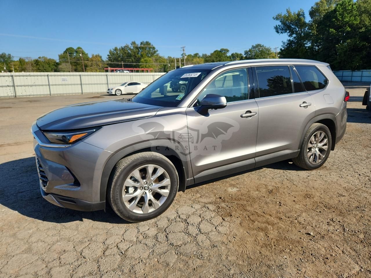 Toyota Grand Highlander LE 2.4L 4 2025