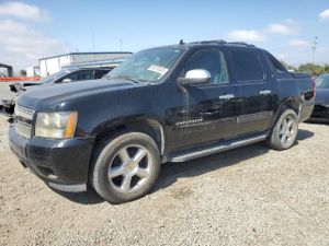 Chevrolet Avalanche LT 5.3L 8 2011