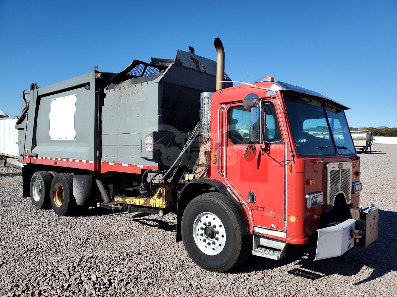 Peterbilt 320/325 10.8L 6 2007