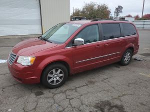 Chrysler Town & Country TOURING 4.0L 6 2010