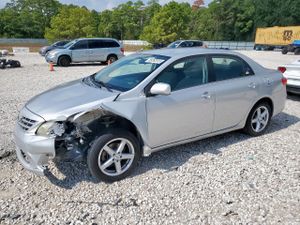 Toyota Corolla BASE 1.8L 4 2013