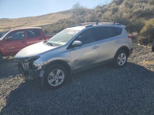 Toyota Rav4 XLE 2.5L 4 2014