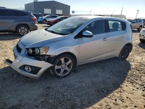 Chevrolet Aveo (Sonic) LTZ 1.4L 4 2014