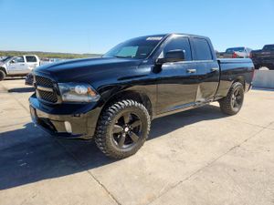 RAM 1500 ST 5.7L 8 2013