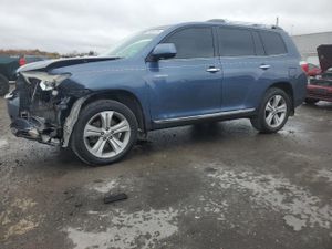 Toyota Highlander LIMITED 3.5L 6 2013