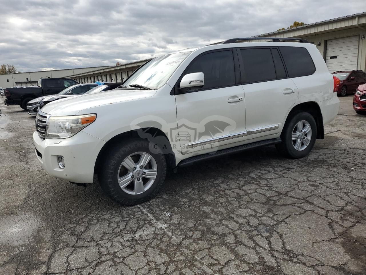 Toyota Land Cruiser 5.7L 8 2013