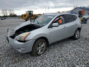 Nissan Rogue S 2.5L 4 2012