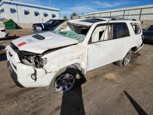 Toyota 4Runner SR5/SR5 PREMIUM 4.0L 6 2015