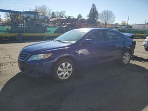 Toyota Camry BASE 2.5L 4 2011