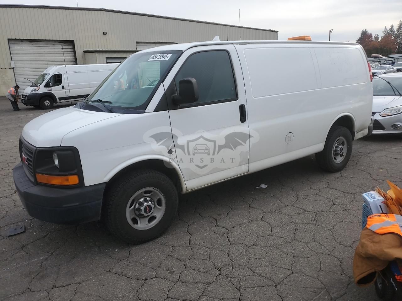 GMC Savana G2500 4.8L 8 2010