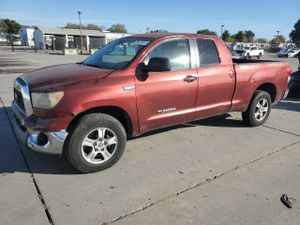 Toyota Tundra DOUBLE CAB 5.7L 8 2008