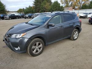 Toyota Rav4 XLE 2.5L 4 2014
