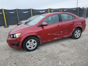 Chevrolet Aveo (Sonic) LS 1.8L 4 2013