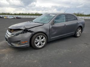 Ford Fusion SE 2.5L 4 2012