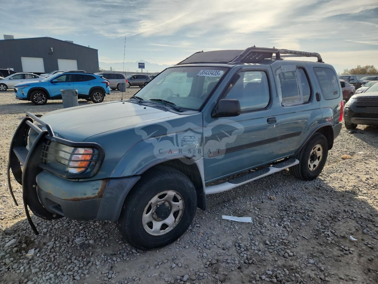 Nissan Xterra XE 3.3L 6 2001