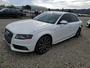 Audi A4 PREMIUM PLUS 2.0L 4 2012
