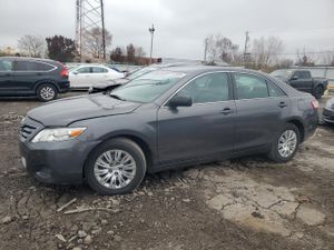 Toyota Camry BASE 2.5L 4 2010