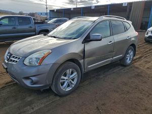 Nissan Rogue S 2.5L 4 2012
