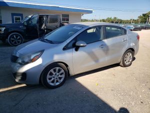 Kia Rio LX 1.6L 4 2014
