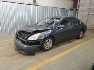 Nissan Altima BASE 2.5L 4 2010