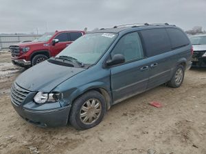 Chrysler Town & Country LIMITED 3.8L 6 2005
